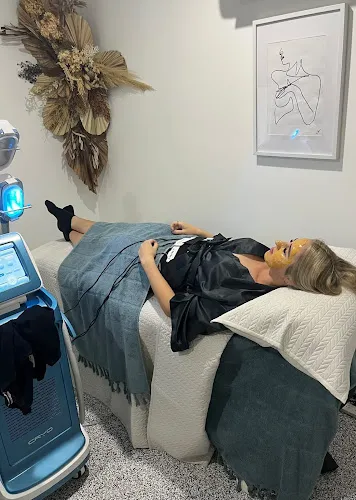 7 - Luxury Nail and Beauty by Stephanie