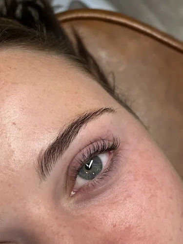 2 - Luxury scalp and hair bar