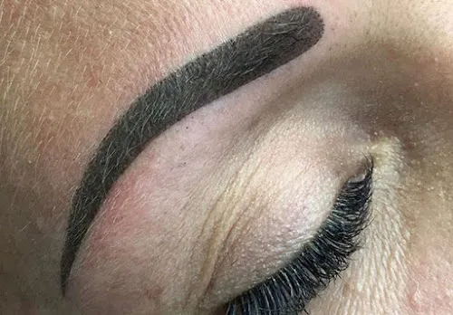 4 - Luxus Styling Salon