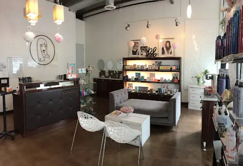 1 - Luzs Beauty Salon