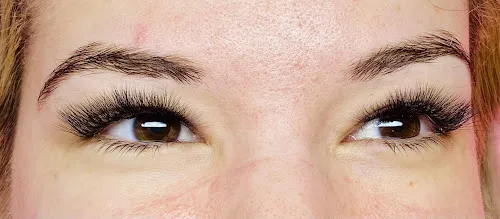 8 - LV Garth Nails and beauty