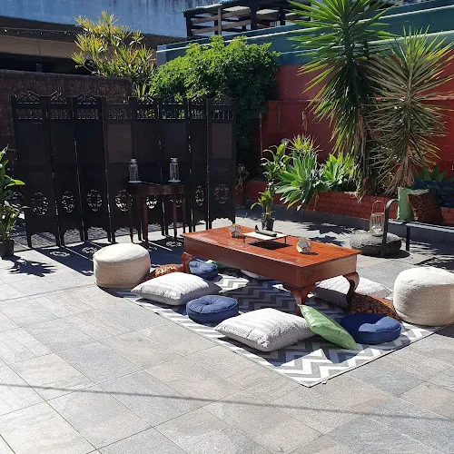 2 - Lyn Loy Hair & Beauty Studio