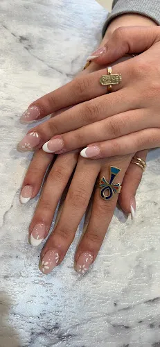 7 - Lys Nails and Spa