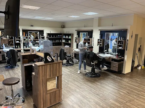 3 - M CLASS Friseursalon Oldenburg