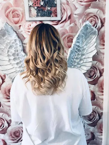 3 - M K Hairdressing