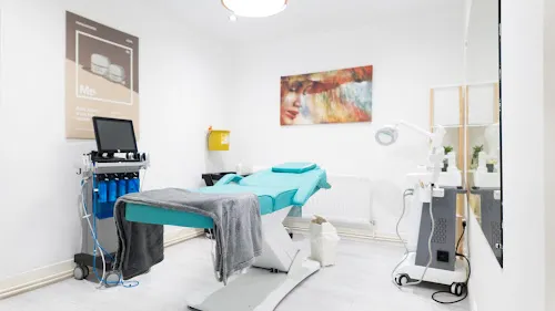 3 - M T Lashes & Brows