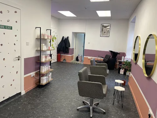 1 - MACDONALD HAIRDRESSING