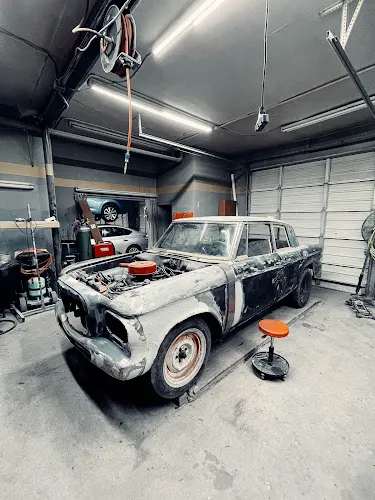 3 - Madina Truck and Trailer Repair