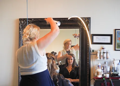 3 - Maganas Beauty Salon