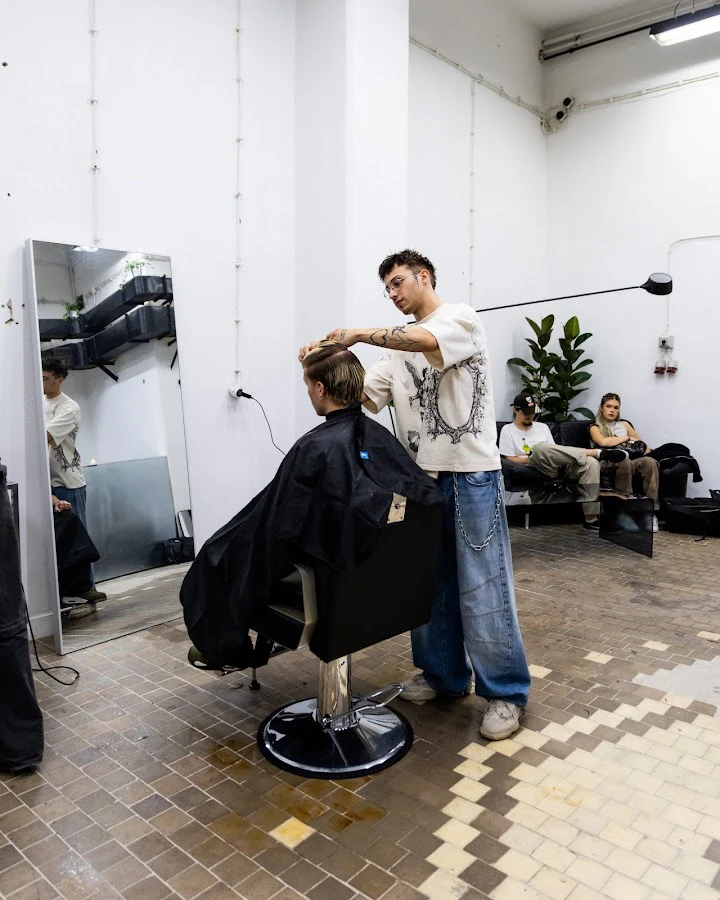 1 - Magdalena Atelier