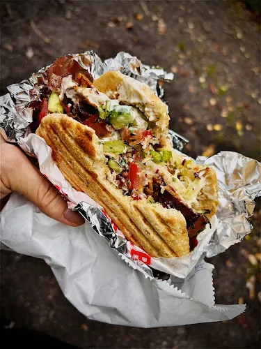 5 - Main Döner & Falafel