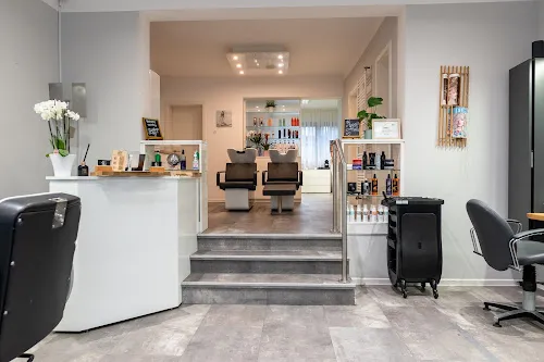 2 - Maincut by Furkan – Herren & Damen Friseur Maintal