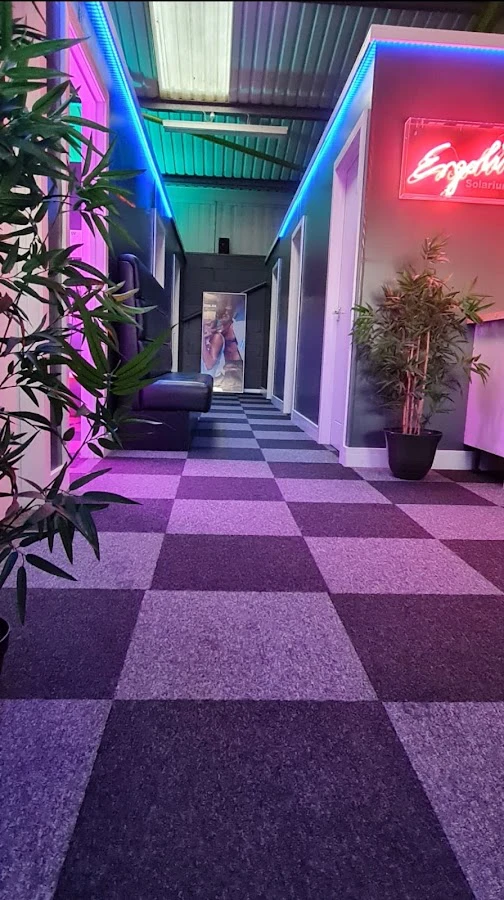 1 - Malibu Sunset Tanning Studio