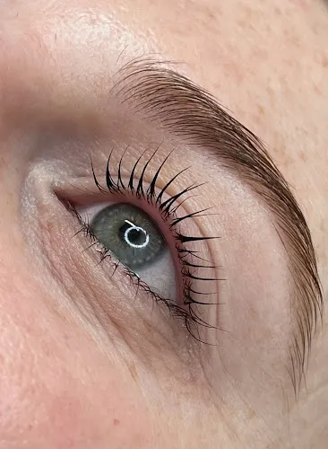 4 - Maneline Professional Hair Care