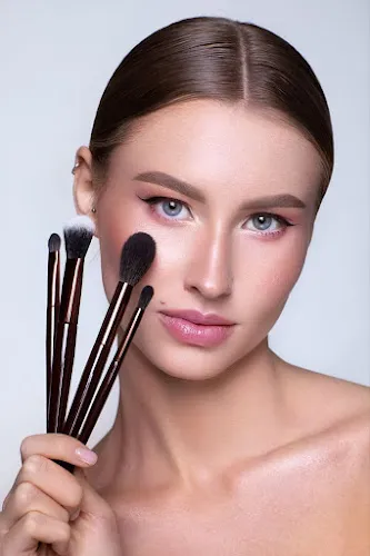 7 - MANJIT LASER AND BEAUTY