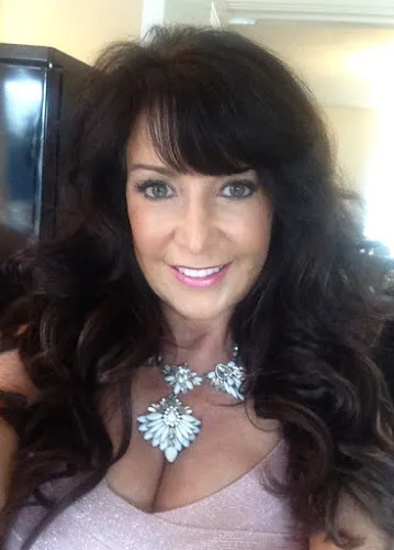 5 - Manuelle Hair Design