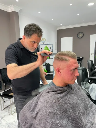 3 - Marcello Haarkultur GmbH