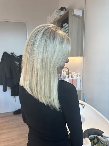 2 - Marees Hair and Beauty