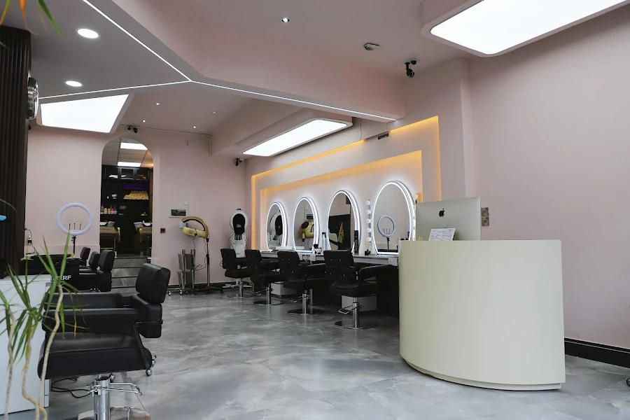 1 - Marinas Beauty Salon