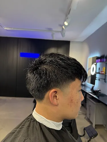 6 - Markt Schwabener Hairlounge & Barber