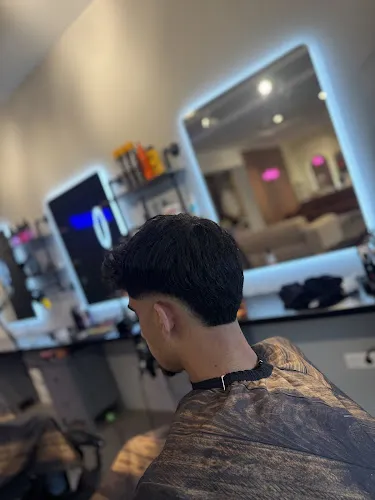 5 - Markt Schwabener Hairlounge & Barber