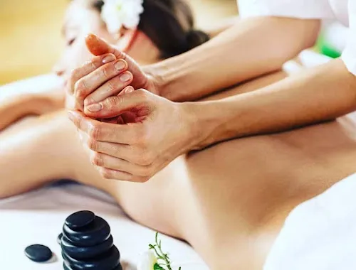 4 - Marlenes Beautique