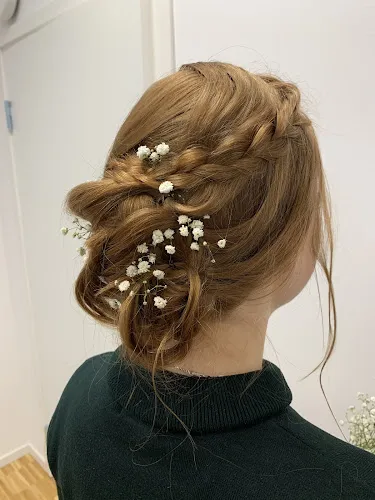 5 - Maryam Beauty Guide