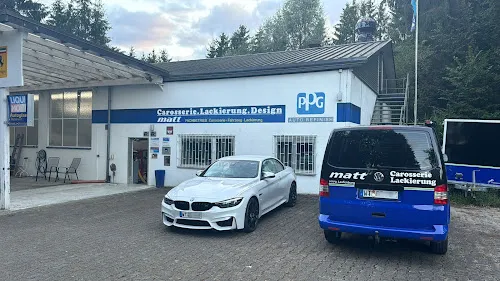 6 - Matt Karosserie & Lackierung