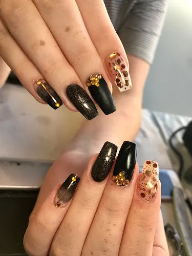 4 - Mauras Beauty Clinic