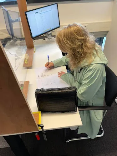 6 - Medusa barber/kapper💈✂