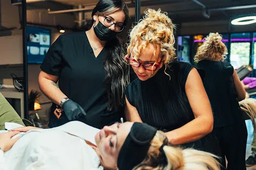 7 - Mehjabeen Bridal Studio