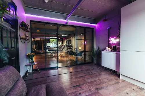 6 - Mehjabeen Bridal Studio