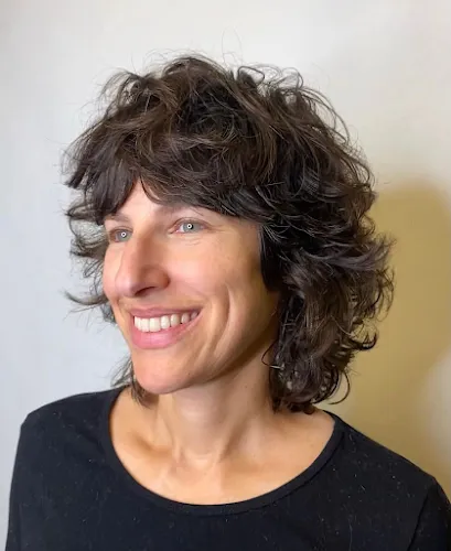 3 - Meiling Nails & Beauty