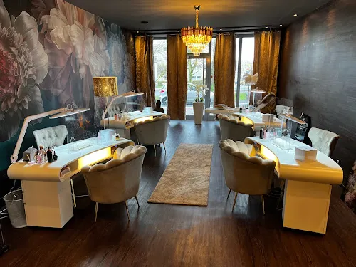 6 - Melissima Beauty