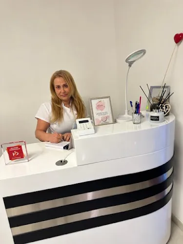 2 - Melody Nagels Delft