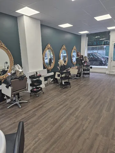 2 - Mens Hairdresser