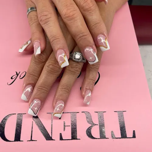 3 - MERNDA NAILS & BEAUTY