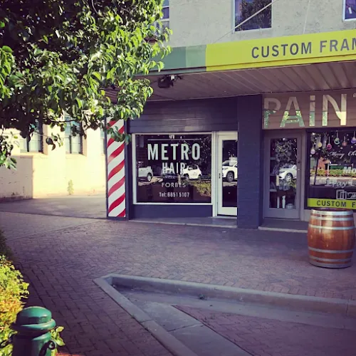 5 - METRO HAIR FORBES