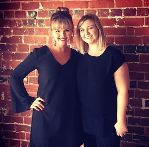 4 - METRO HAIR FORBES