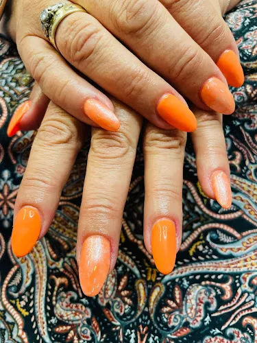 6 - Mia Bella Boutique Ltd