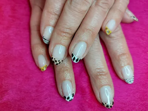 3 - Mia Bella Boutique Ltd