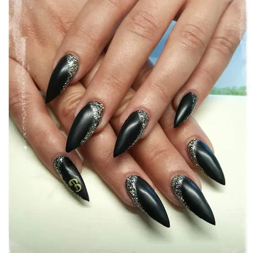 8 - Mietzen-Tatzen, Nails By Steffidiemietzi