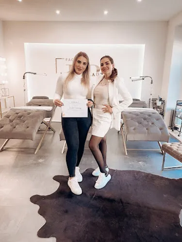 6 - Mike Henschel - Dein Friseur