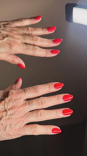 4 - Milana Hairstyle & Beauty