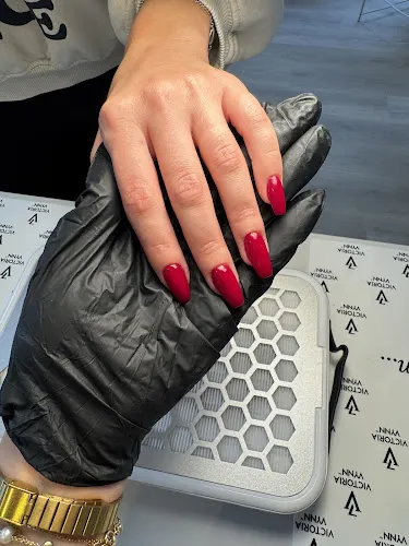 2 - Milana Hairstyle & Beauty