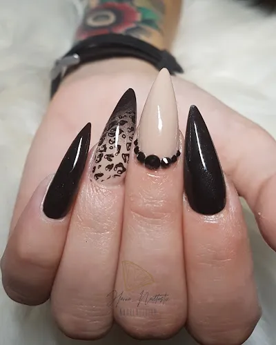 6 - Minda Hairstylisten