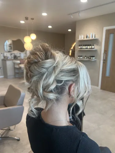 2 - Mint Hairdressing