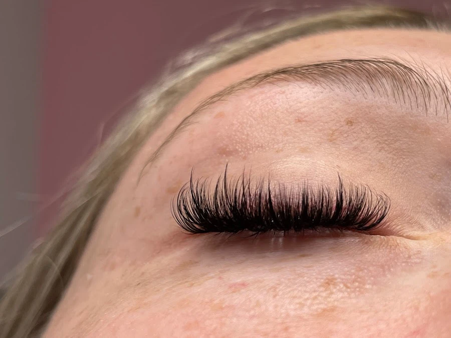 1 - Mirror Image Hair