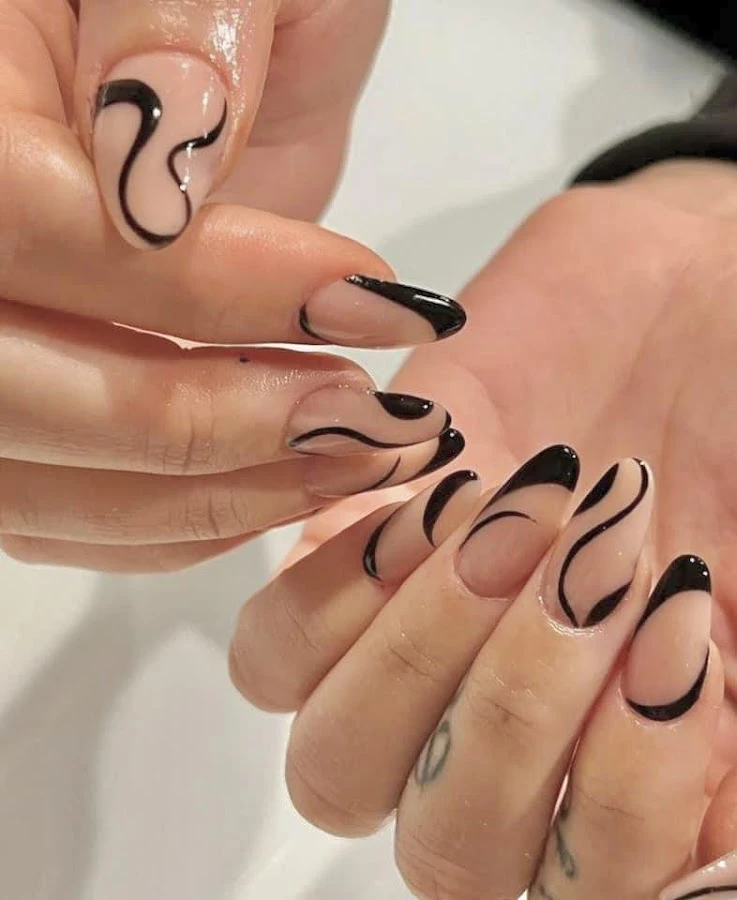 1 - Mirror Mirror Hair Beauty and Tanning