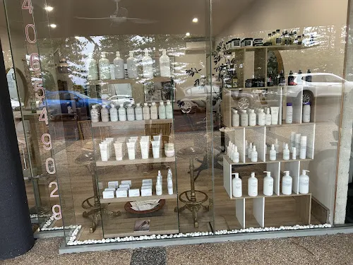 3 - Mirror Mirror Hair Lounge